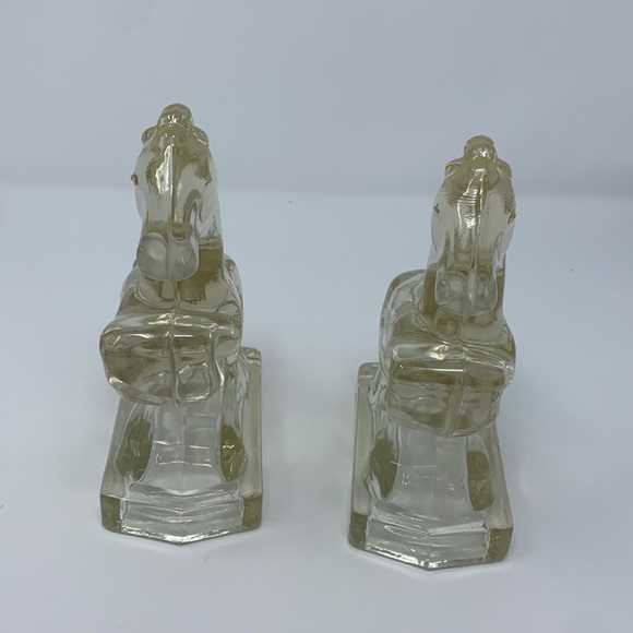 Vintage 1940s LE Smith Glass Horses Set of 2 - Picture 3 of 9